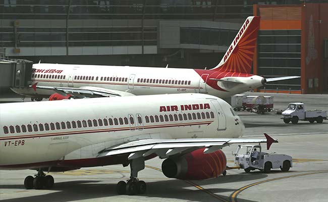 نشے میں دھت ایئر انڈیا مسافر نے طیارے کے کوریڈور میں کیا پیشیاب