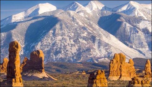دنیا بھر میں آج پہاڑوں کا دن منایا جارہا ہے   