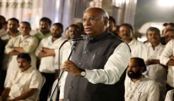 راہل گاندھی کی بھارت جوڑو یاترا، سیاسی منظرنامہ بدل دے گی:کھرگے