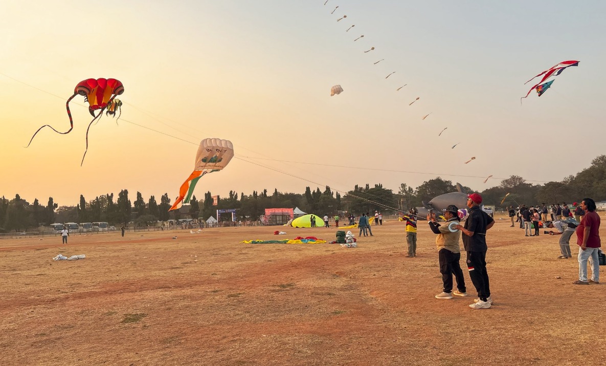 سَنکرانتی کے موقع پر سکندرآباد میں 7واں بین الاقوامی کائٹ و سویٹ فیسٹیول شاندار آغاز