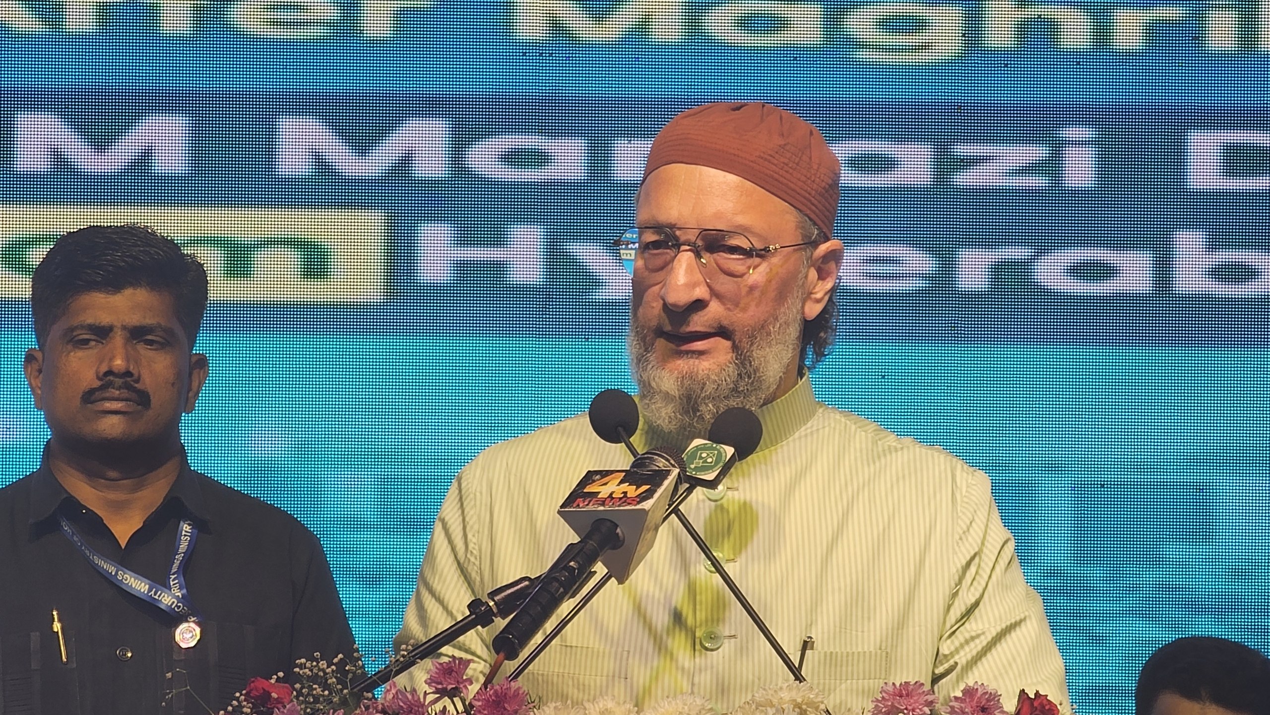 بیرسٹر  اسد الدین اویسی کا بڑا اعلان: مجلس مغربی بنگال انتخابات میں بھرپور حصہ لے گی