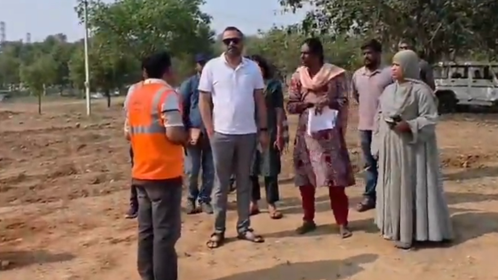 جی ایچ ایم سی کمشنر آر وی کرنان نے پرانے شہر میں ای ویسٹ ڈرائیو اور عیدگاہ کے انتظامات کا معائنہ کیا