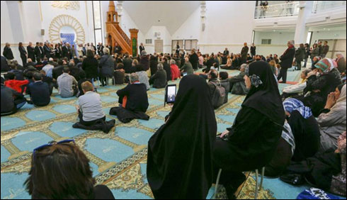 فرانس:مساجد ہفتہ اتوار کو غیرمسلموں کیلئے کھلے رکھنے کا اعلان   