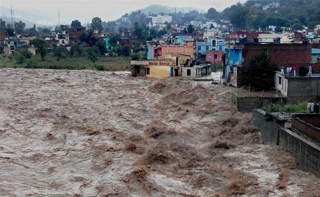 جموں و کشمیر کے سیلاب متاثرین کے لئے اڑیسہ کا امداد 