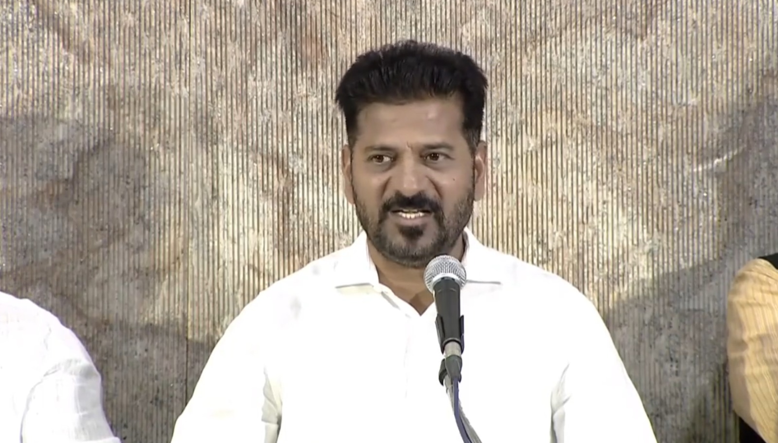 بی سی ریزرویشن پر اسمبلی میں بحث کے بعد مقامی ادارہ جاتی انتخابات کا فیصلہ ہوگا: ریونت ریڈی