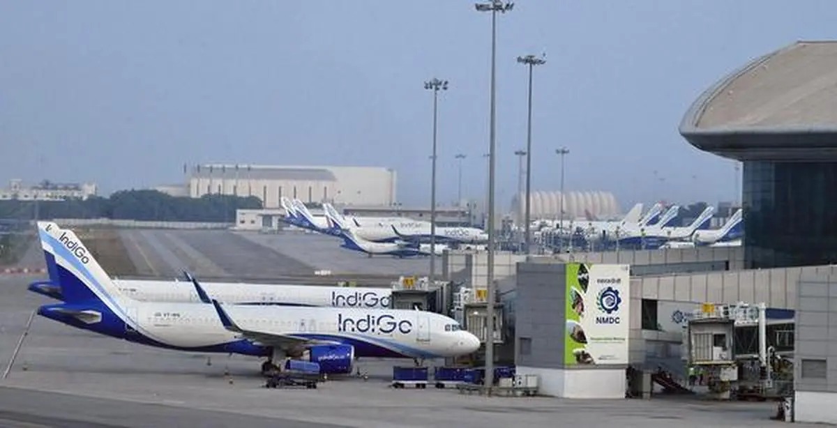 شمش آباد ہوائی اڈے پر 3 طیاروں کی فورس کی ایمرجنسی لینڈنگ پر اہم الرٹ، بم کی دھمکی