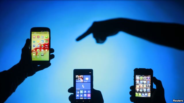  موبائل فون کے استعمال کی عادت اور شخصیت کا تعلق 