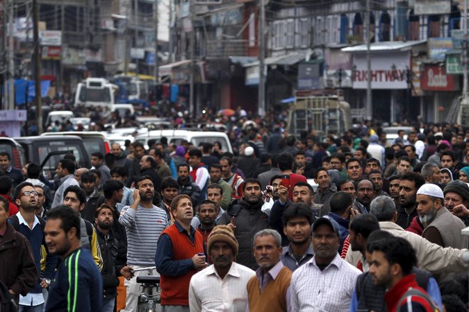  وادی کشمیر میں زلزلے کے شدید جھٹکے، مواصلاتی نظام ٹھپ