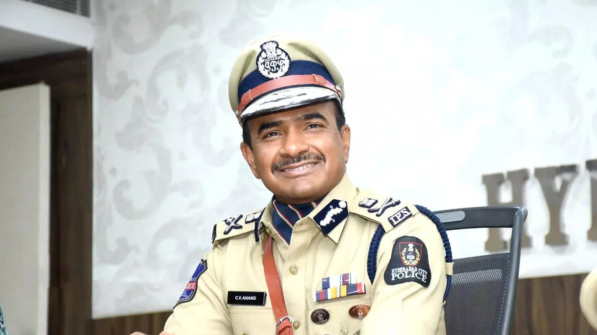 سینئر آئی پی ایس افسر سی وی آنند تلنگانہ کے نئے ڈی جی پی مقرر کیے جانے کا امکان