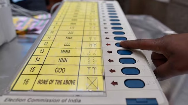 مہاراشٹر انتخابات: 20 مقامی انتخابات عدالت نے ملتوی کر دیے