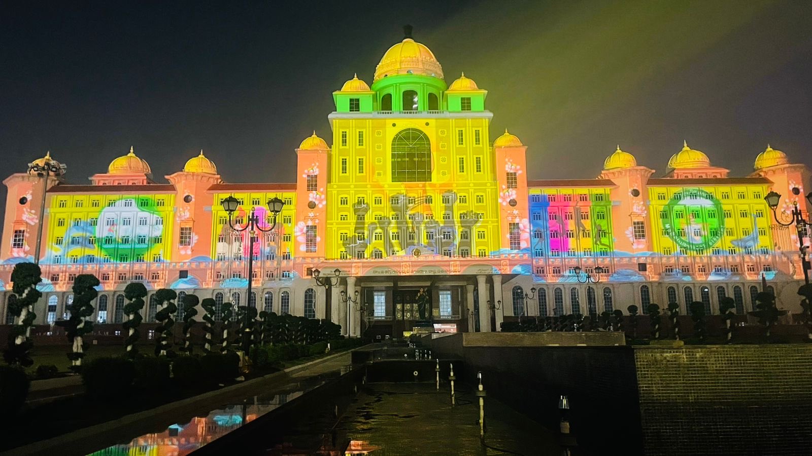 تلنگانہ سکریٹریٹ پر شاندار پروجیکشن میپنگ، موسیٰ ندی کی تجدیدِ نو کی دلکش نمائش