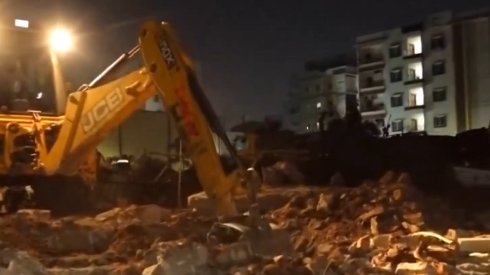 حیدرآباد : کونڈاپور میں ہائڈرا نے 700 کروڑ کی عوامی زمین لینڈ مافیا کے قبضے سے واپس حاصل کر لی