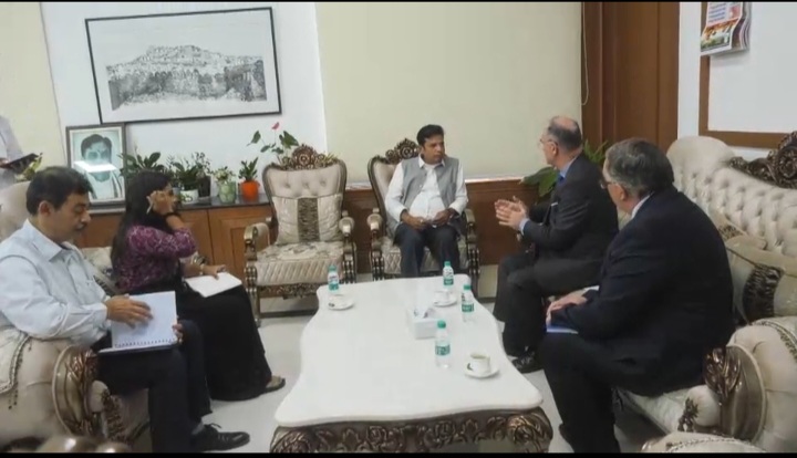قونصل جنرل آف فرانس تھیری برتھلوٹ نے ریاستی وزیر سریدھربابو سے ملاقات کی