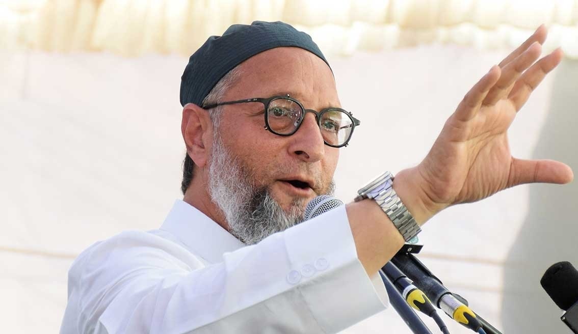 انتخابی عمل کو شفاف بنانے کے لیے وزیر قانون کو چیف الیکشن کمشنر تقرری کمیٹی سے باہر کیا جائے: اسد الدین اویسی