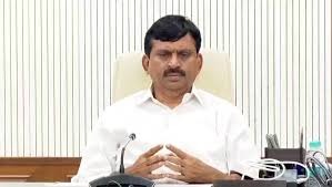 نامپلی آتشزدگی: وزیر سرینواس ریڈی کا متاثرین کے اہلِ خانہ کے لیے 5 لاکھ امداد کا اعلان