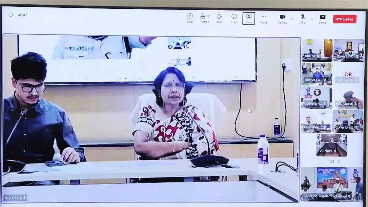 بلدی انتخابات کی تیاریوں کا جائزہ، تلنگانہ اسٹیٹ الیکشن کمشنر کی ویڈیو کانفرنس
