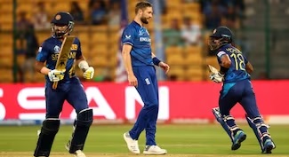 سری لنکا نے انگلینڈ کو 8 وکٹوں سے دی شکست