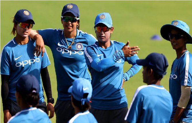 آسٹریلیا سے تیسرا ونڈے کھیلیں گی ہندوستانی خاتون ٹیم