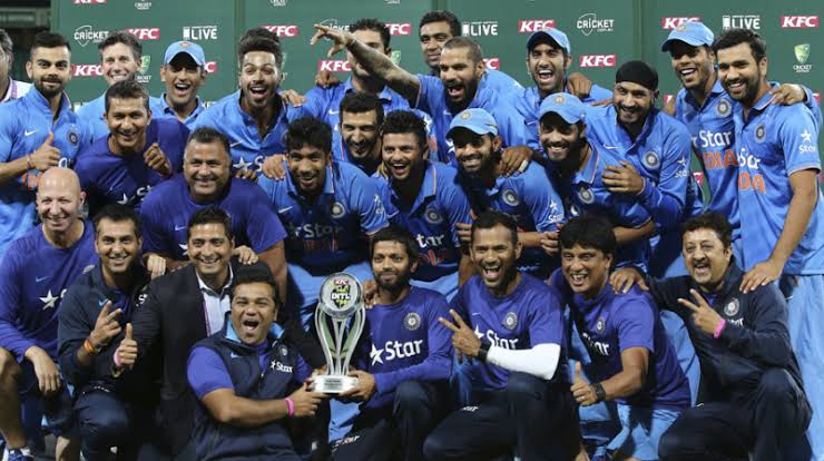 T20 ورلڈ کپ: بھارت نے میچ جیت لیا، ویراٹ  کوہلی کی قیادت میں بھارت نے پاکستان کو 4 وکٹوں سے شکست دیدی