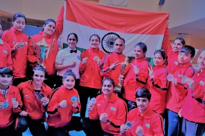 5 طلائی تمغوں کے ساتھ ہندوستان کی خواتین مکہ بازوں نے چوٹی کا مقام حاصل کیا
