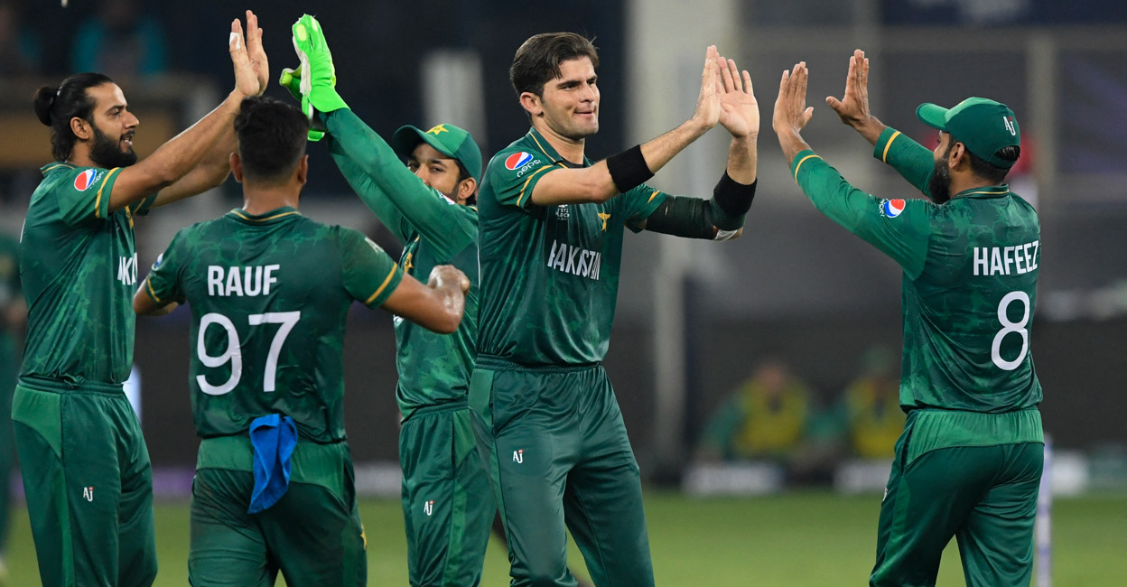 پاکستان بمقابلہ نیوزی لینڈ، ٹی ٹوئنٹی ورلڈ کپ 2022  پاکستان نے بابر اور رضوان کی نصف سنچری، سات وکٹوں سے جیت لی