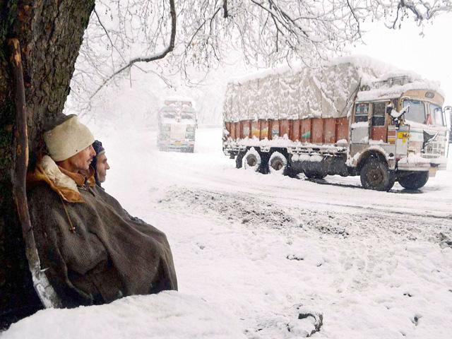 برفانی طوفان سے بلغاریہ اور رومانیہ میں زندگی مفلوج،