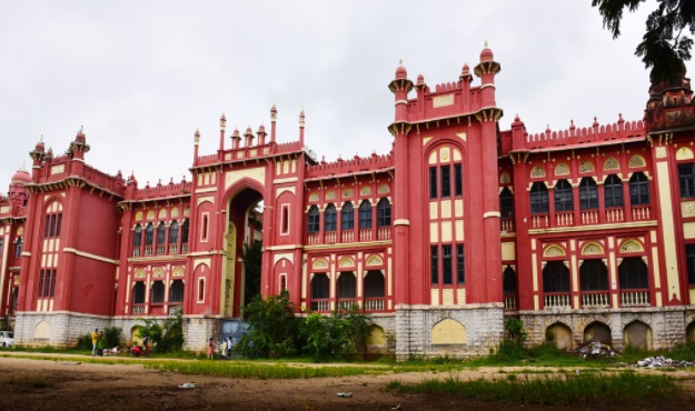 حیدرآباد کی مشہور سٹی کالج کی عمارت کے 100 سال 