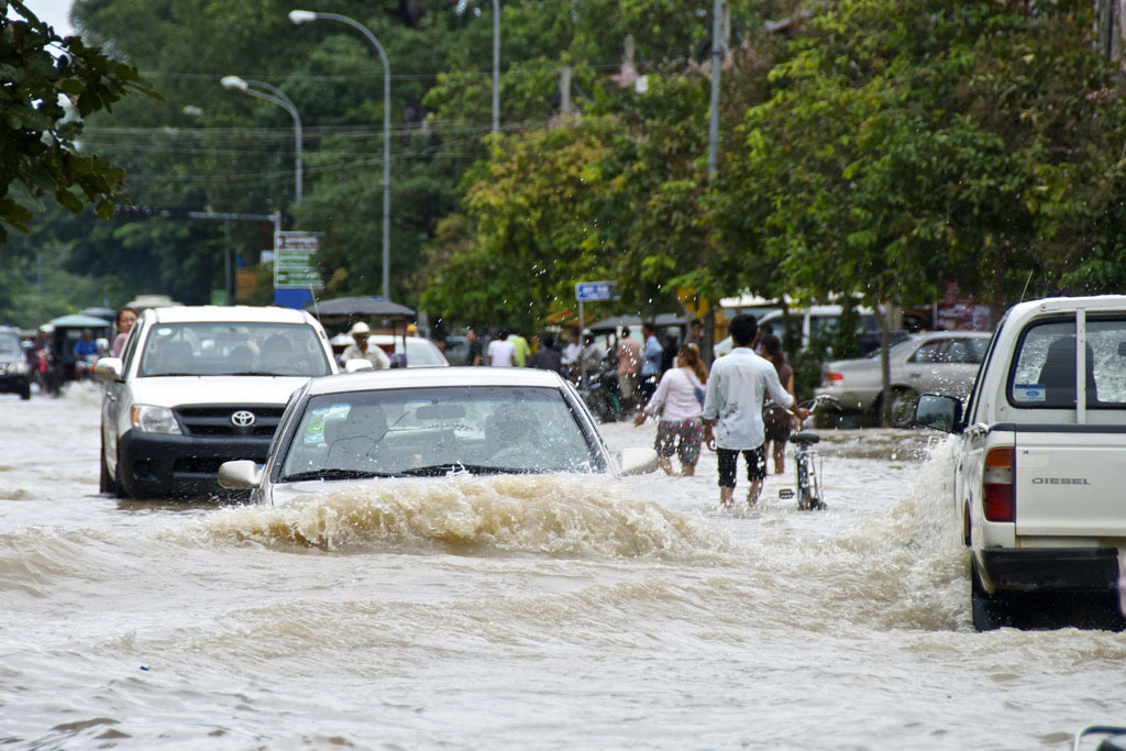 ویتنام میں سیلاب:مرنے والوں کی تعداد54ہوگئ