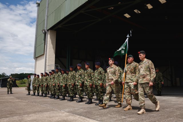 کولمبیا کی فوج کا منشیات کی اسمگلنگ روکنے کا عزم