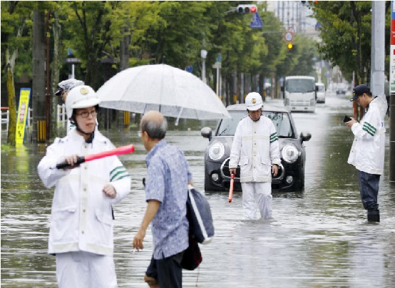 جاپان میں موسلہ دھار بارش کی وجہ سے تین افراد کی موت