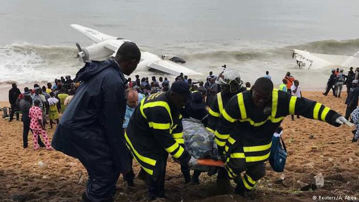 روس میں طیارہ حادثہ کا شکار، چھ افراد کی موت