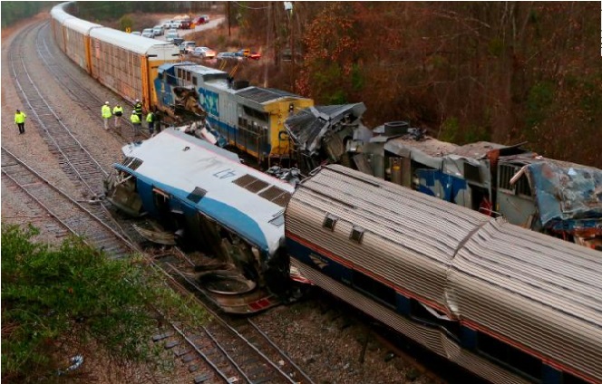 کولمبیا کے قریب 2 ٹرینوں میں تصادم سے 70 مسافر زخمی