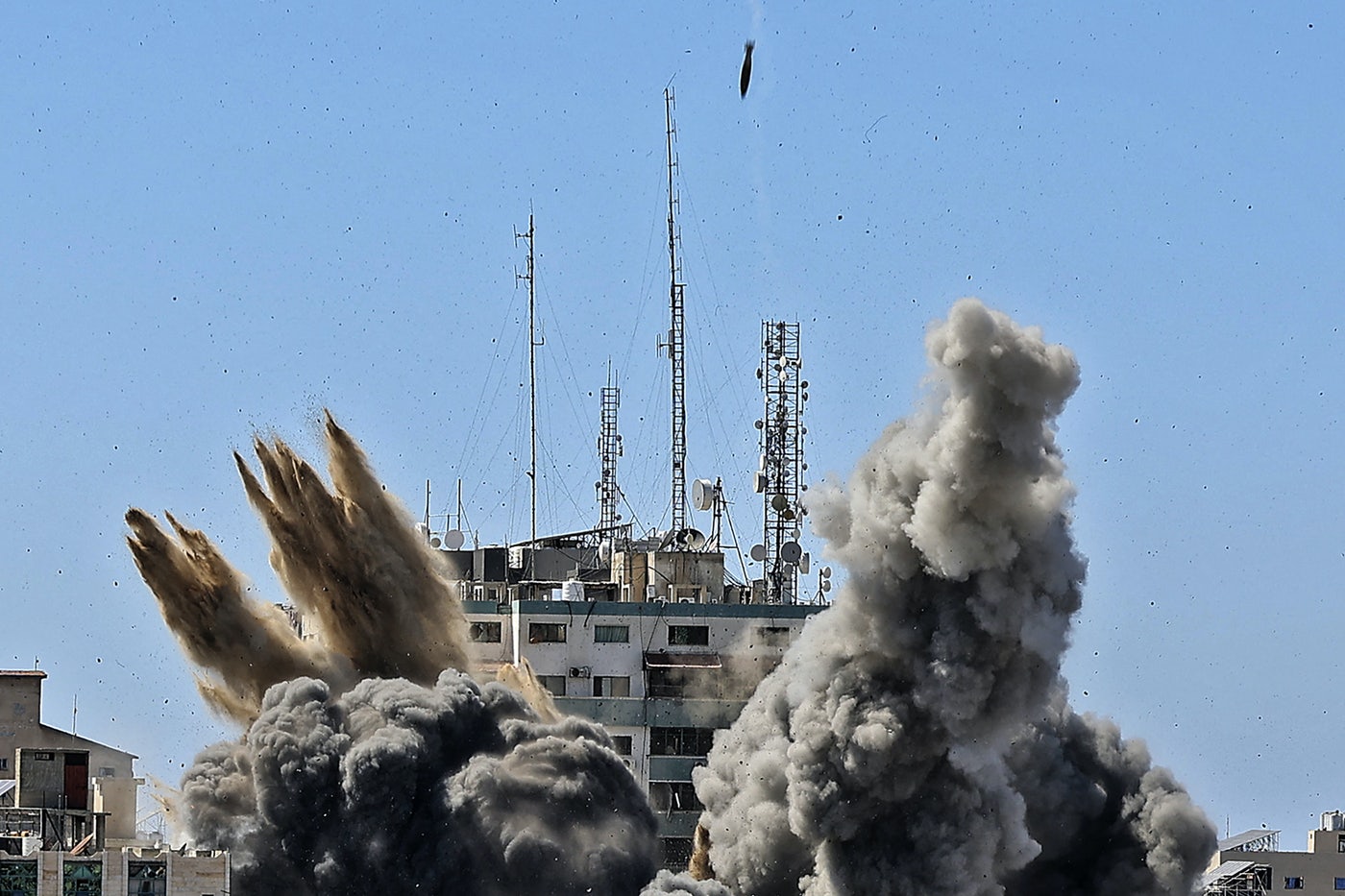 اسرائیلی فضائیہ نے حماس کے ٹیکنیکل آفس کو اڑایا