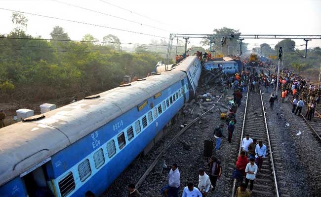 مدھیہ پردیش: بھوپال-اجین مسافر ٹرین میں دھماکہ، بہت سے لوگوں کے زخمی ہونے کی خبر