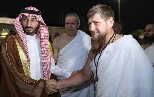 سعودی عرب میں چیچن صدر کی آمد: عمرہ ادائیگی
