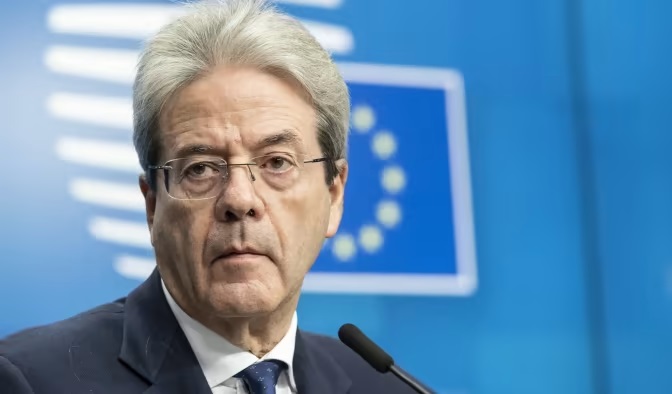 یورپی یونین کے افسرام نے اقتصادی سست روی سے کے لئے خبردار کیا