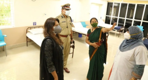 کمشنر پولیس حیدرآبادنے پو لیس عہدیداروں کیلئے خصوصی کوویڈ مرکز کا افتتاح کیا