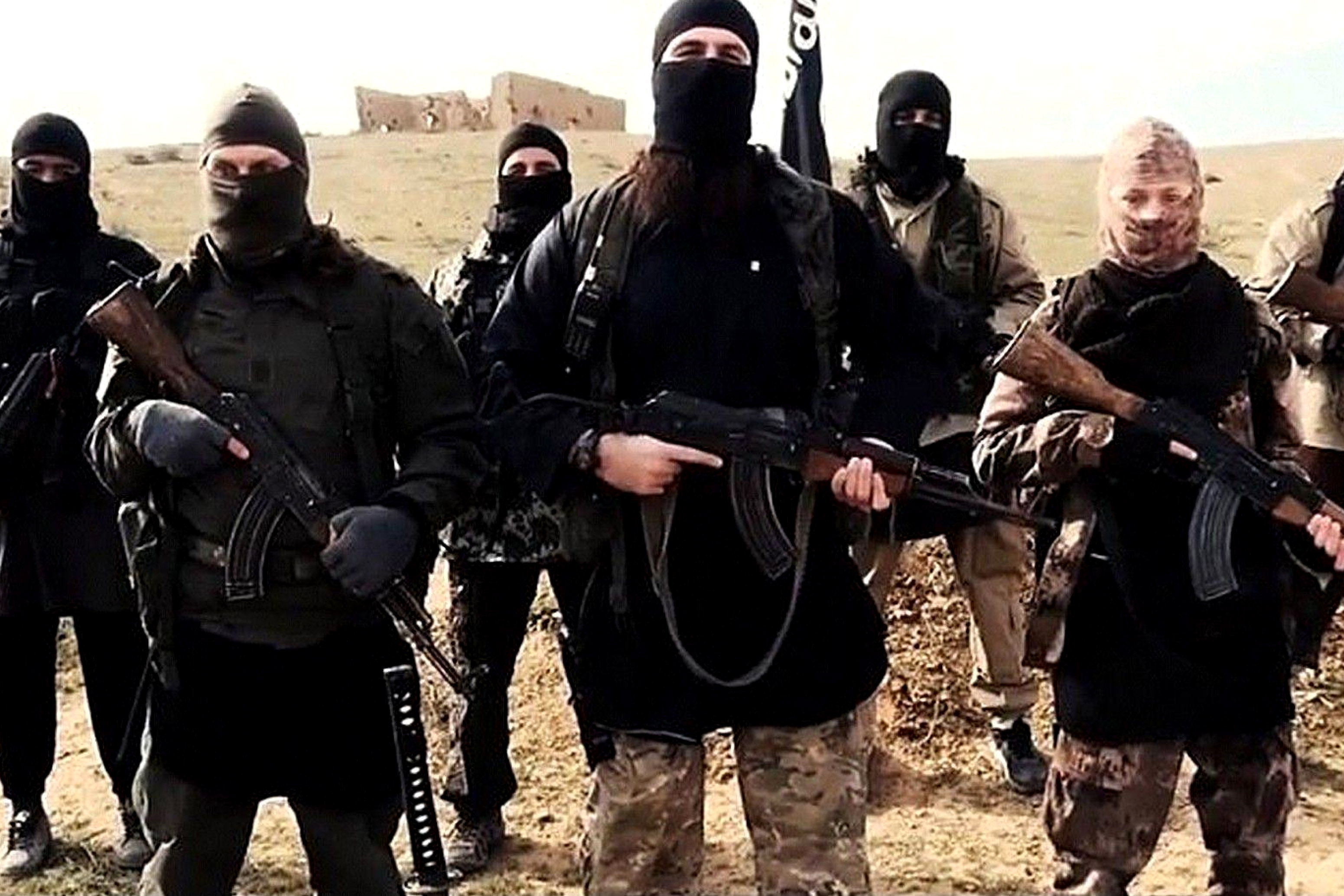 داعش نے 40 شہریوں کی لاشیں کھمبے سے لٹکائیں