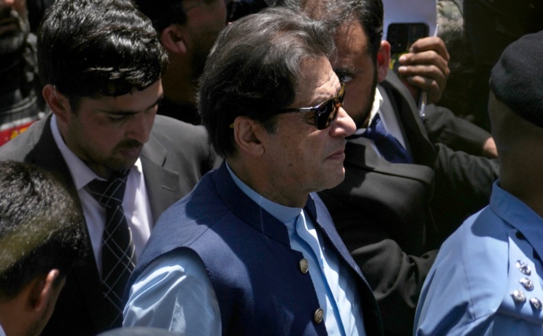 پاکستان کی انسداد دہشت گردی کی عدالت نے 8 مقدمات میں 8 جون تک عمران خان کی ضمانت منظور کرلی