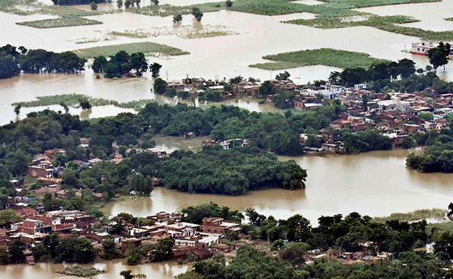 بہار میں سیلاب حالات دن بہ دن ہورہے ہیں بدتر، اب تک 341 افراد ہلاک