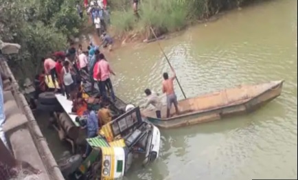 آندھرا سڑک حادثہ میں 9 ہلاک، 9 زخمی، مرنے والوں کے لواحقین کو فی کس 5-5لاکھ روپے دیے جائیں گے