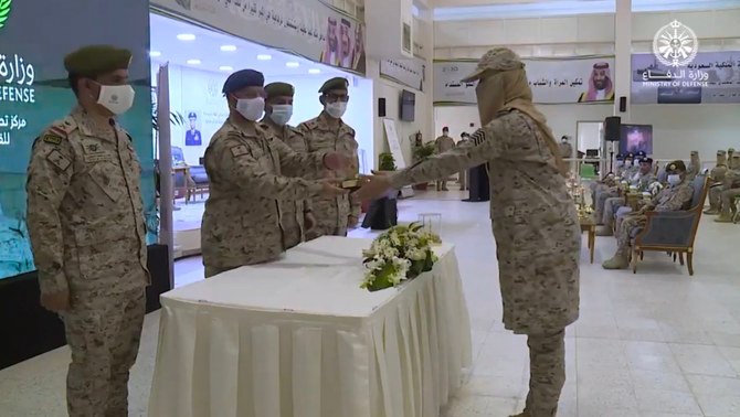 سعودی عرب میں پہلے خواتین فوجی دستے کی تربیت مکمل