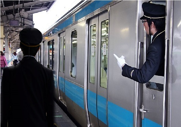 ہندوستان میں20-20 گھنٹے لیٹ ہوتی ہے ٹرین، جاپان میں 25 سکنڈ پہلے گاڑی نکلنے پر ہنگامہ