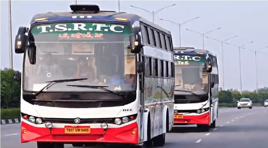 حکومت سے بات چیت کے بعد تلنگانہ آرٹی سی ملازمین کی ہڑتال ملتوی 