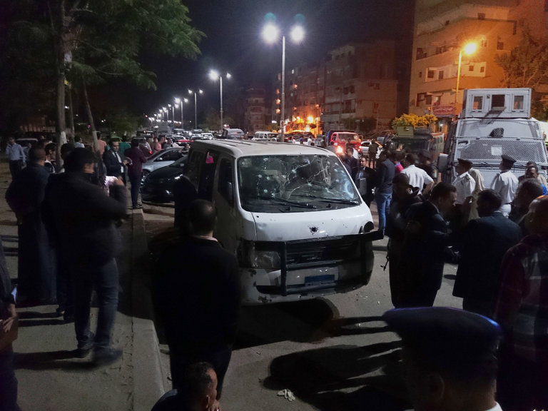 قاہرہ میں پولیس کی فائرنگ میں چار افراد ہلاک