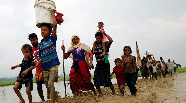 میانمار سے دو لاکھ ستر ہزار روہنگیا گھربار چھوڑنے پر مجبور
