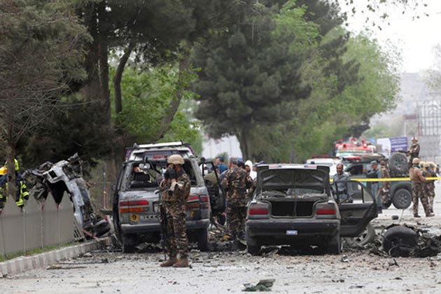 افغانستان میں ماہ رمضان کے آغاز پر خودکش حملوں اور پرتشدد جھڑپوں میں درجنوں افراد ہلاک