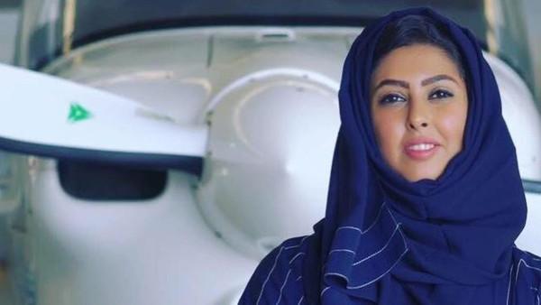 پانچ سعودی خواتین پائیلٹ قومی فضائی کمپنی میں کام کے لیے لائسنس کے حصول میں کامیاب