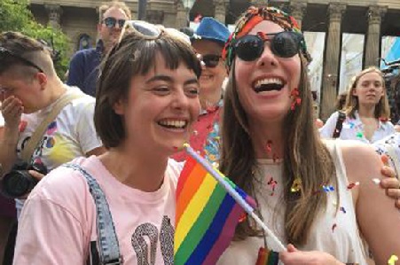 آسٹریلیا میں بھی ہم جنس پرست جوڑوں کو شادی کی اجازت