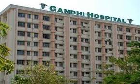 حیدرآباد کے گاندھی اسپتال کو 24.08لاکھ روپئے مالیت کے شخصی تحفظ کے آلات کا عطیہ
